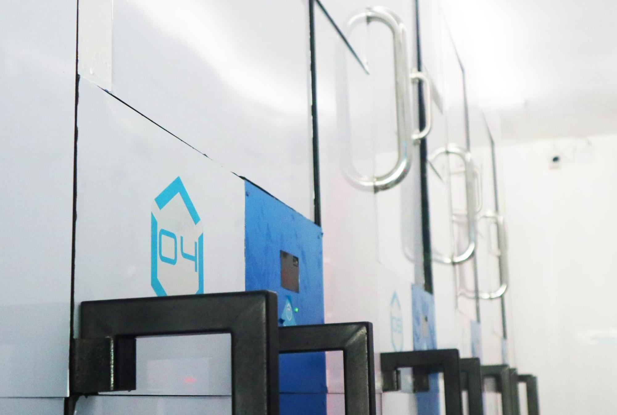 Tamu Capsule Hotel Kejayan Exterior foto